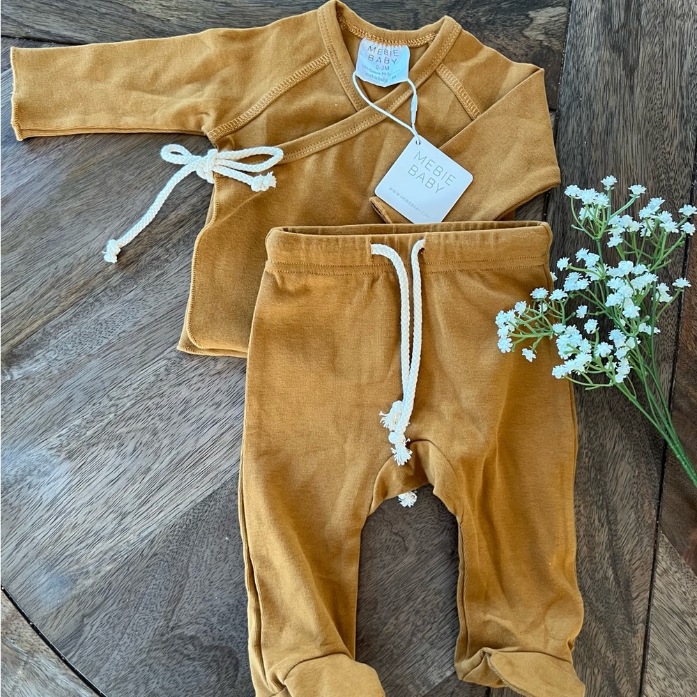 Mebie Baby kimono set NWT
